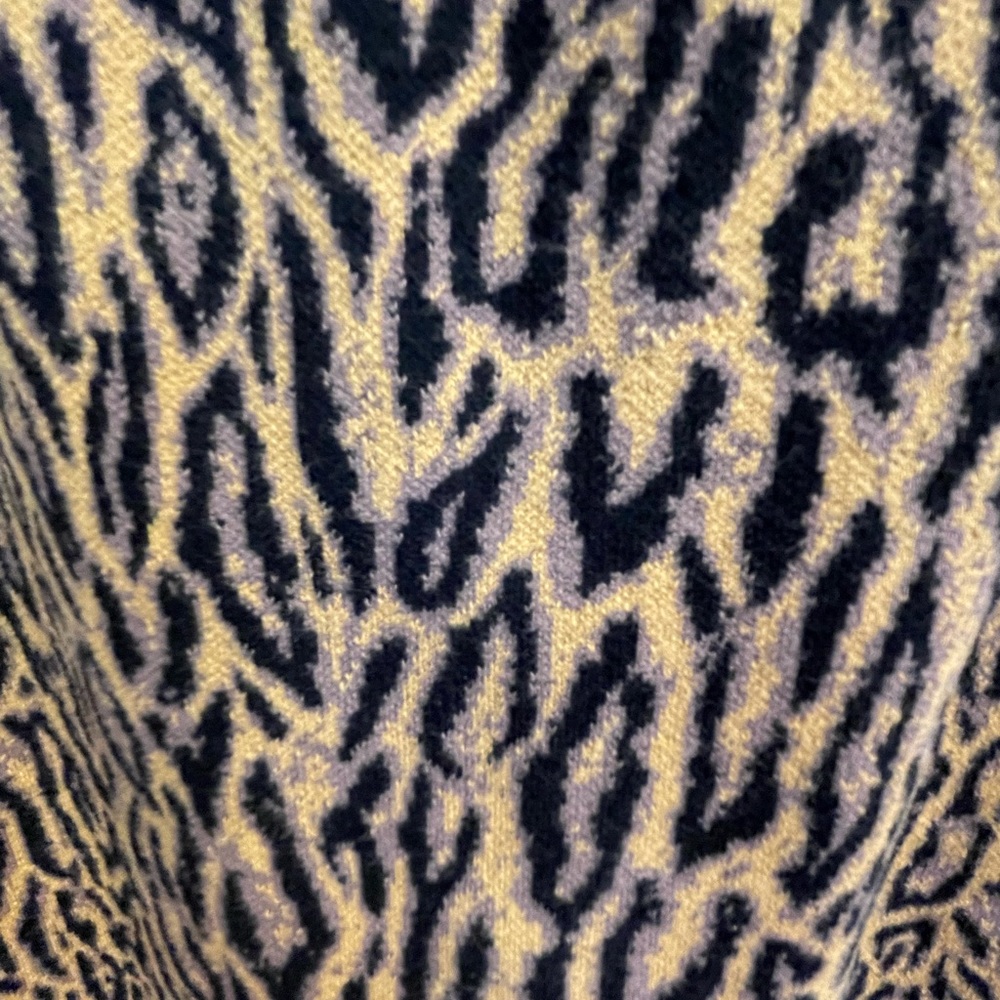 - BCBG Leopard print Body-con Dress size large - Picture 3 of 9